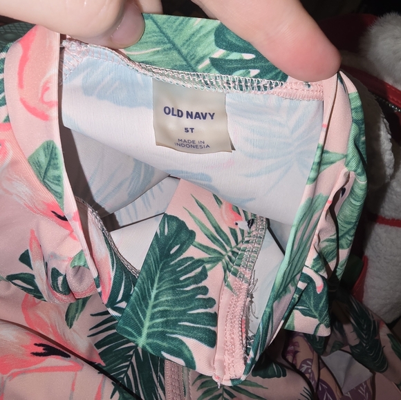 Old Navy Swimsuit and rashgard - Picture 2 of 3